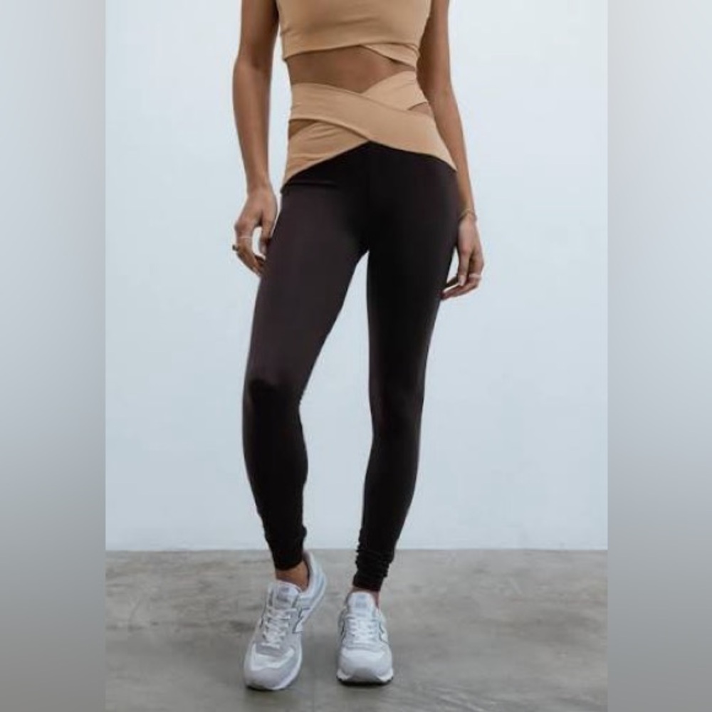 Live The Process Orion Cross leggings Brown Medium